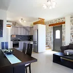 Goudis Luxury Lefkada Sea View & Private Pools Tsoukaládhes