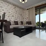 Goudis Luxury Lefkada Sea View & Private Pools Tsoukaládhes
