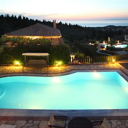 Goudis Luxury Lefkada Sea View & Private Pools אתר נופש *