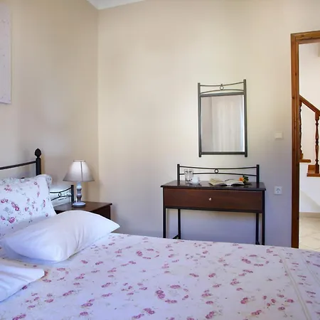 אתר נופש Goudis Luxury Lefkada Sea View & Private Pools