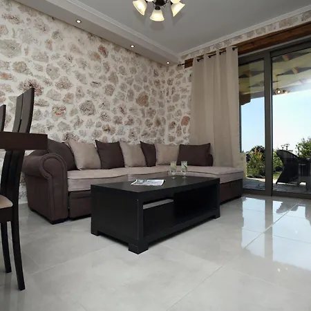 Goudis Luxury Lefkada Sea View & Private Pools Tsoukaládhes