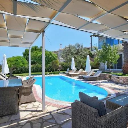 Goudis Luxury Lefkada Sea View & Private Pools *