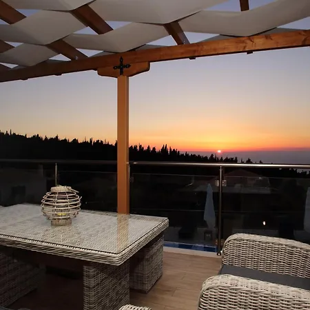 Goudis Luxury Lefkada Sea View & Private Pools *