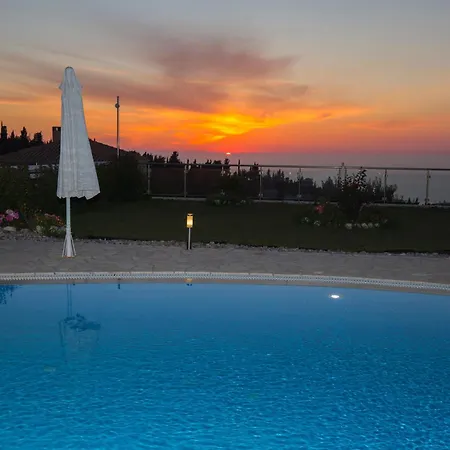 Goudis Luxury Lefkada Sea View & Private Pools * Tsoukaládhes