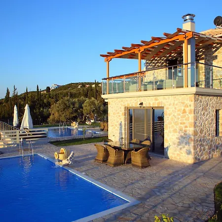 Goudis Luxury Lefkada Sea View & Private Pools Tsoukaládhes