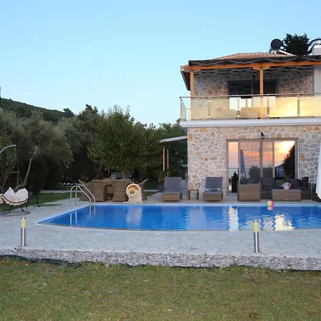 Goudis Luxury Lefkada Sea View & Private Pools * Tsoukaládhes