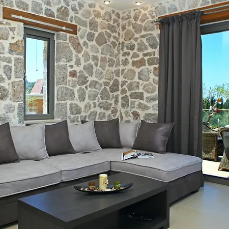 Goudis Luxury Lefkada Sea View & Private Pools Курортный комплекс