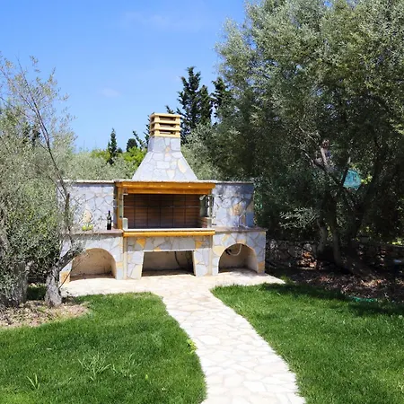 Goudis Luxury Lefkada Sea View & Private Pools * Цукаладес