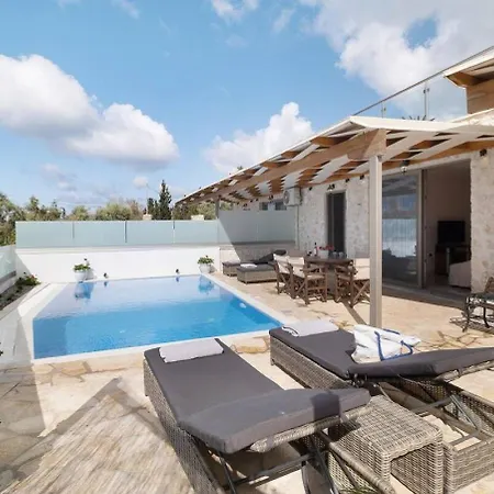 Goudis Luxury Lefkada Sea View & Private Pools Resort *