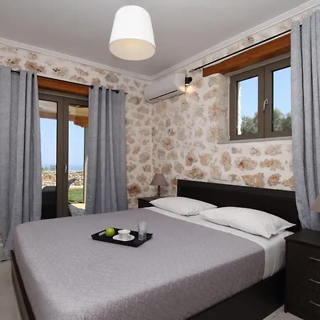 Курортный комплекс Goudis Luxury Lefkada Sea View & Private Pools *