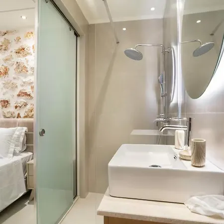 Goudis Luxury Lefkada Sea View & Private Pools Tsoukaládhes