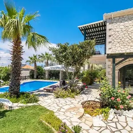 Goudis Luxury Lefkada Sea View & Private Pools * Tsoukaládhes