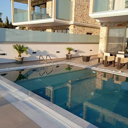 リゾート Goudis Luxury Lefkada Sea View & Private Pools