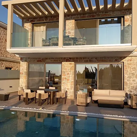 リゾート Goudis Luxury Lefkada Sea View & Private Pools *