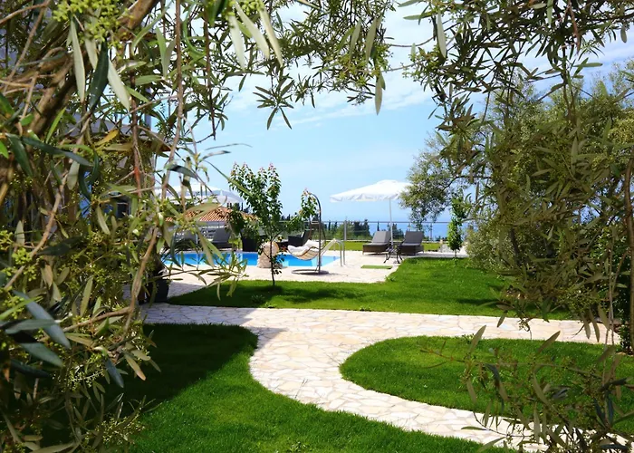Resort Goudis Luxury Lefkada Sea View & Private Pools Tsoukaládhes