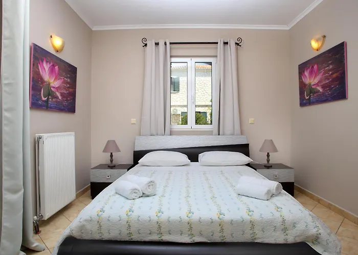 Goudis Luxury Lefkada Sea View & Private Pools Resort Tsoukaládhes