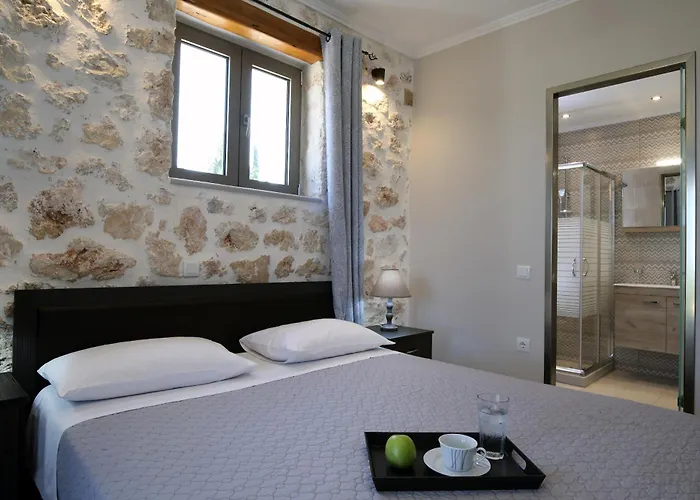 Goudis Luxury Lefkada Sea View & Private Pools *