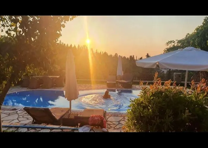Goudis Luxury Lefkada Sea View & Private Pools Resort Tsoukaládhes